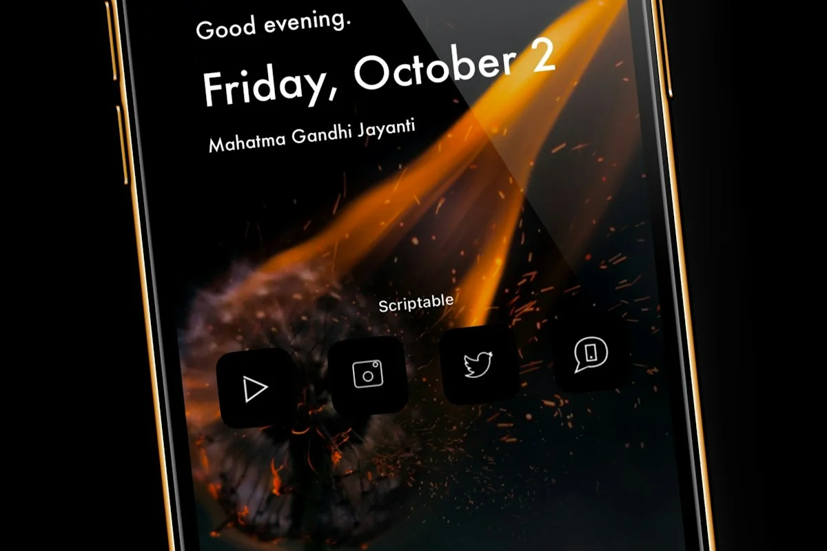 Smartphone lock screen